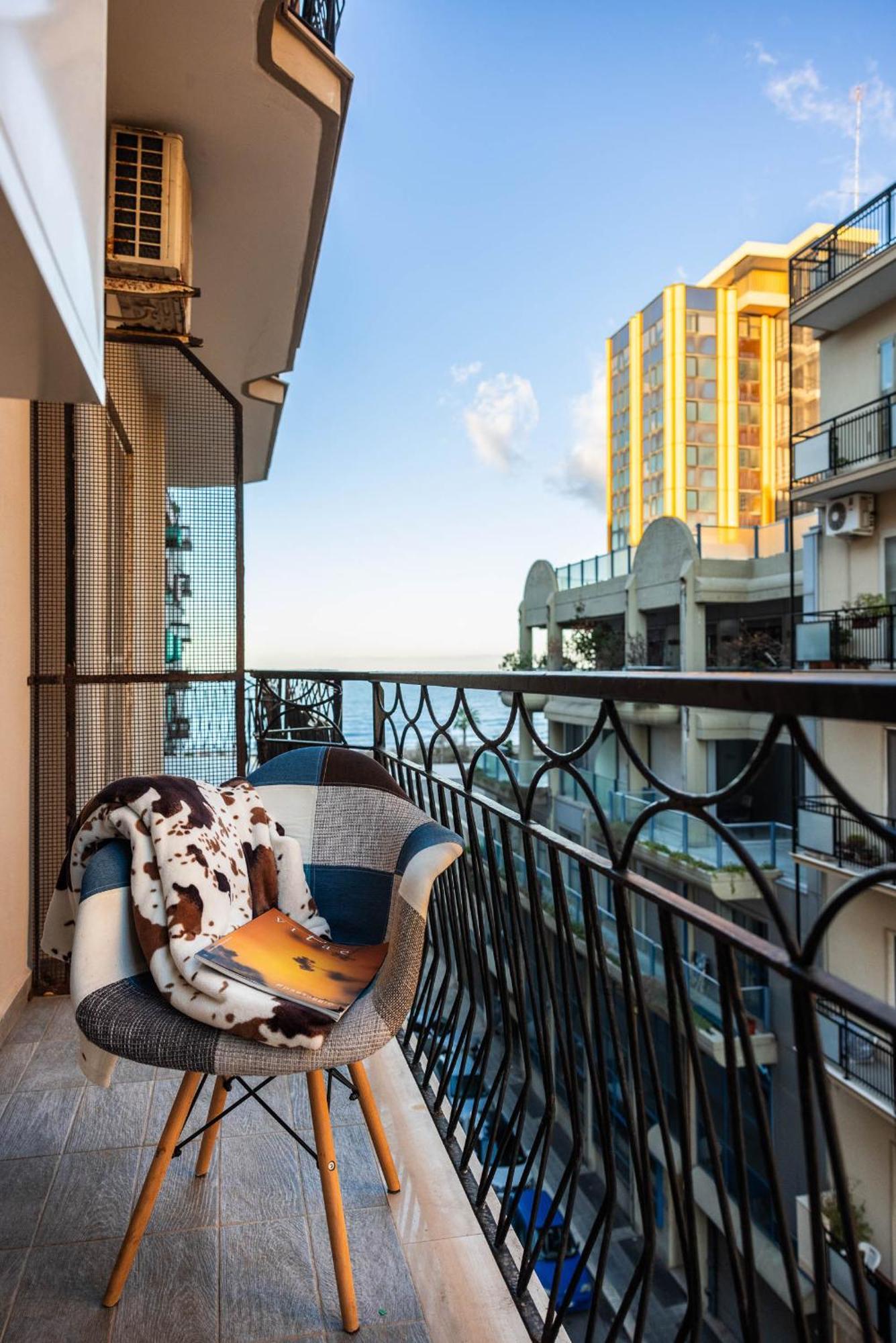 Casa Dei Visionari - Mare Appartement Bari Buitenkant foto