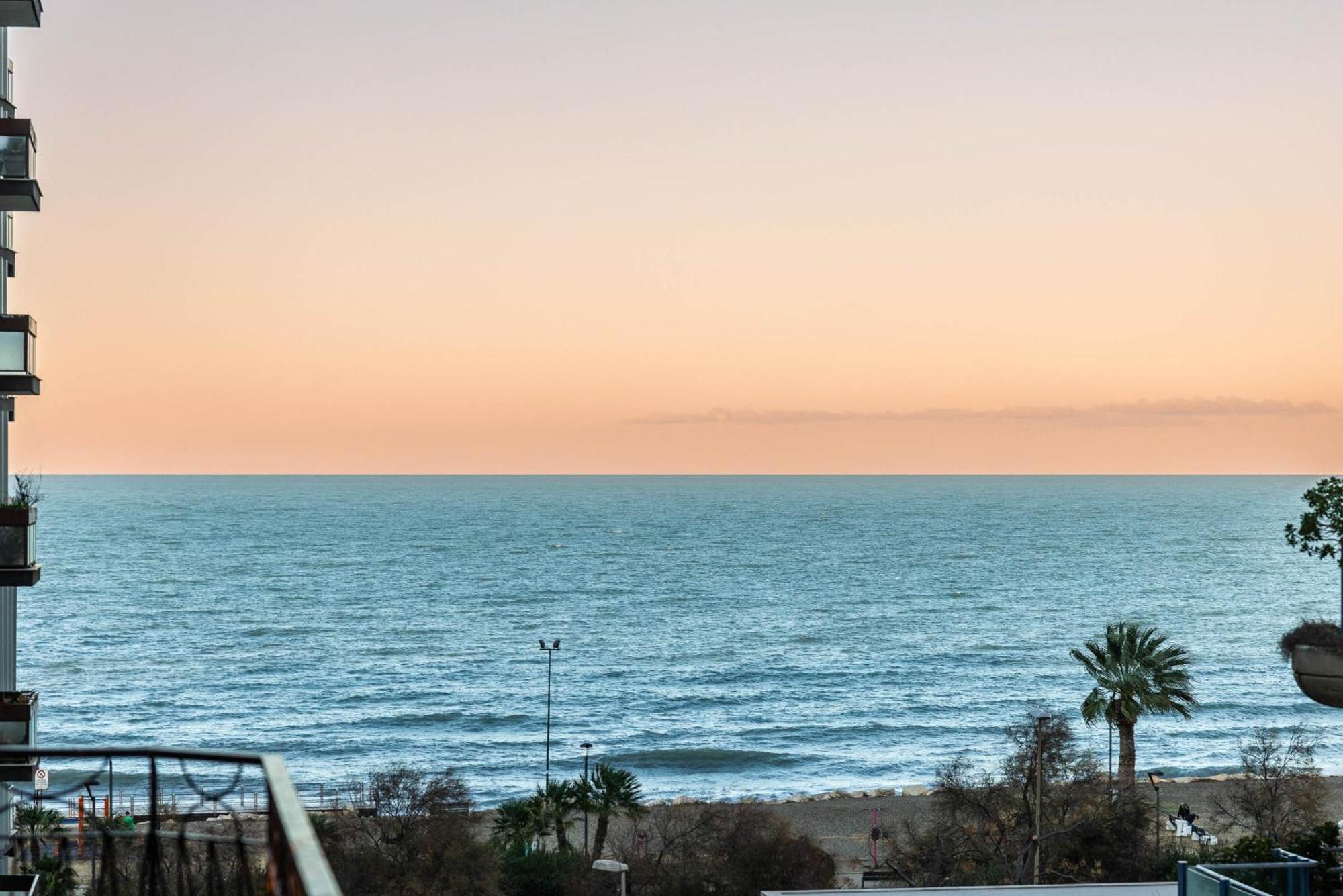 Casa Dei Visionari - Mare Appartement Bari Buitenkant foto