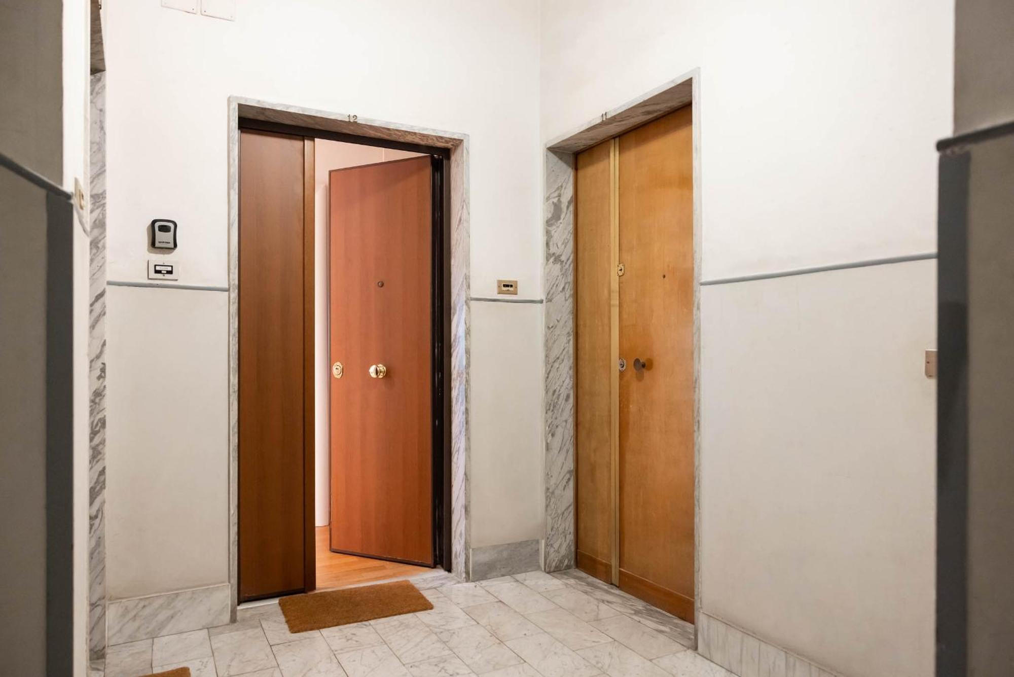 Casa Dei Visionari - Mare Appartement Bari Buitenkant foto